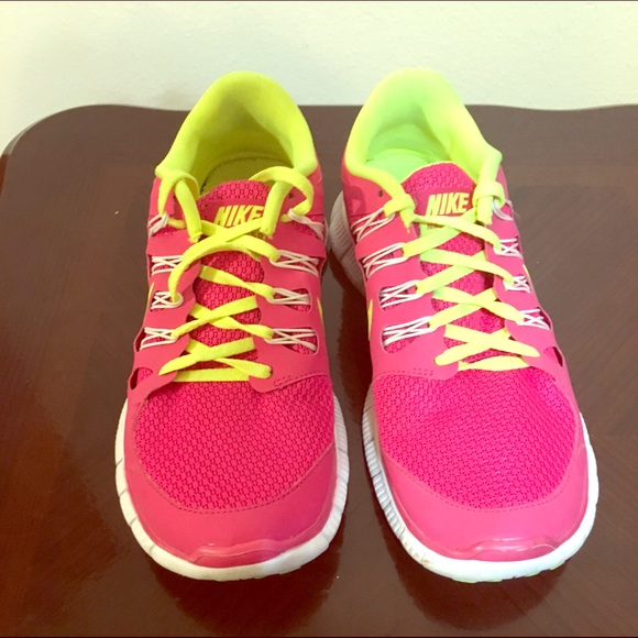 Nike Shoes - 🔥🔥🔥NIKE 5.0 FREE RUNS🔥🔥🔥