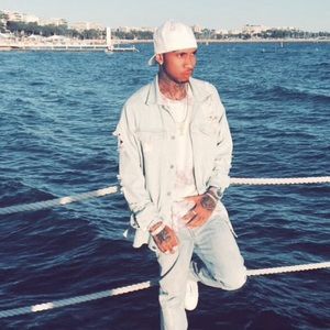 Meet your Posher, Mia