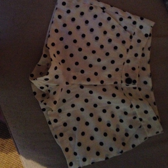 Nine bird shorts