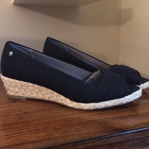 Life stride low wedge sandals. NEVER worn