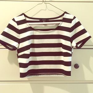 Forever 21 black and white crop top