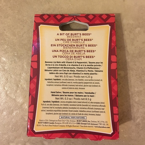 Burt's Bees 'A Bit of Burt's Bees' 2-pc Gift Set - Picture 2 of 3