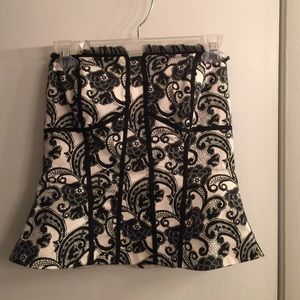 White House Blk market top