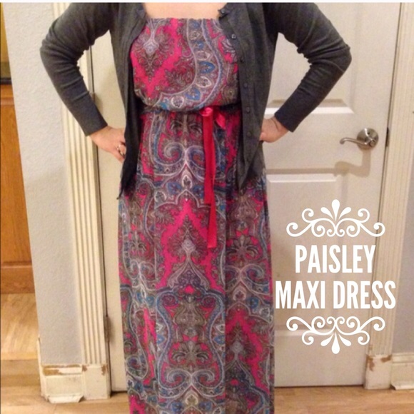 Dresses & Skirts - Pink Paisley Maxi Dress XL w/Pink Sash