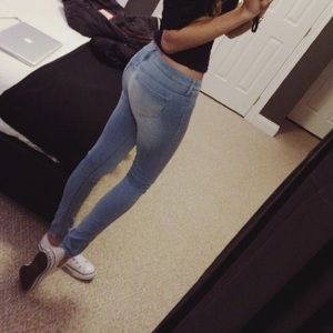 Hollister Lightwash Jeggings