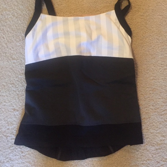 lululemon Tank Top - Picture 1 of 3