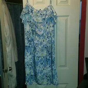 Daisy Fuentes summer dress