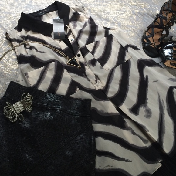 NWT BCBG shear zebra print blouse