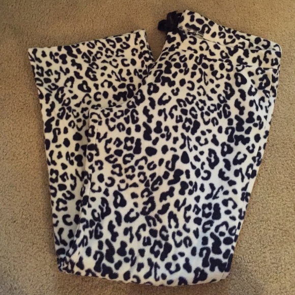 Large old navy blue leopard fleece pants