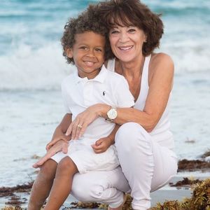 Meet your Posher, Sharon