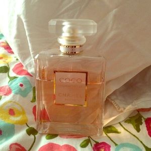 Coco mademoiselle Chanel Paris