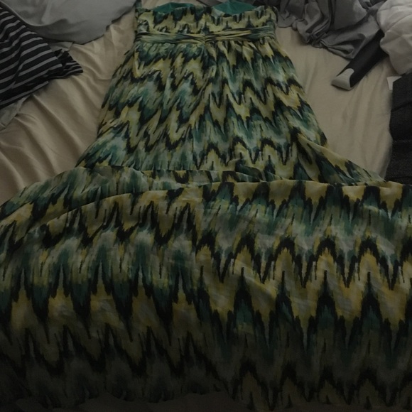 Colorful Dress - Picture 4 of 4