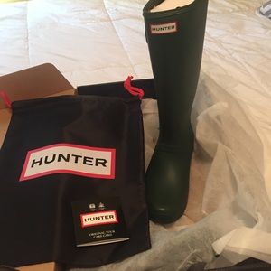Hunter rain boots. Size 8. In original box.