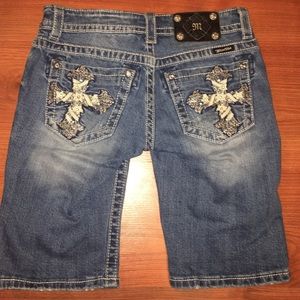 Miss Me Bermuda shorts