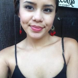 Meet your Posher, Maria