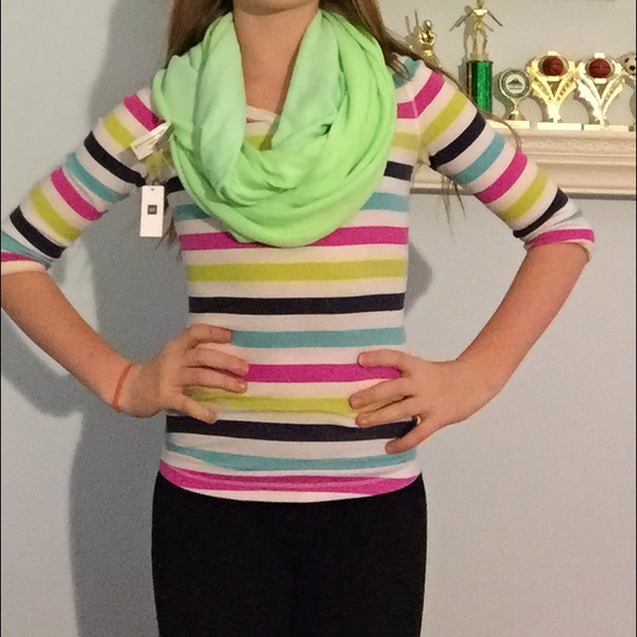 GAP Accessories - 💚Green circle scarf💚 ✨GAP✨