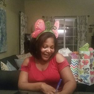 Meet your Posher, Tanisha