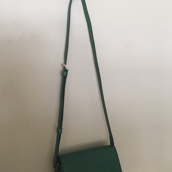 Louis Vuitton epi - Picture 4 of 4