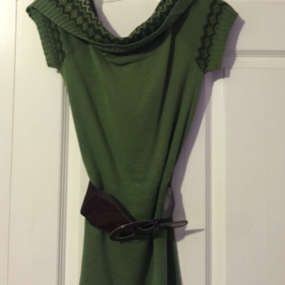 Dress - Picture 2 of 4