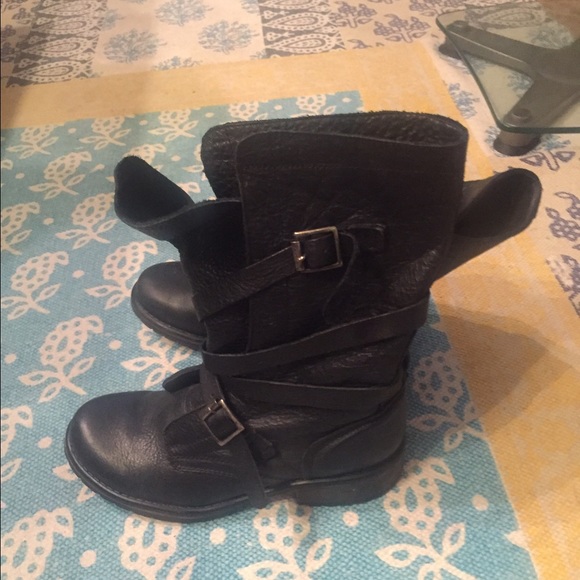 Steve Madden Moto boots