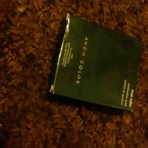 Eye shadow - Picture 1 of 2