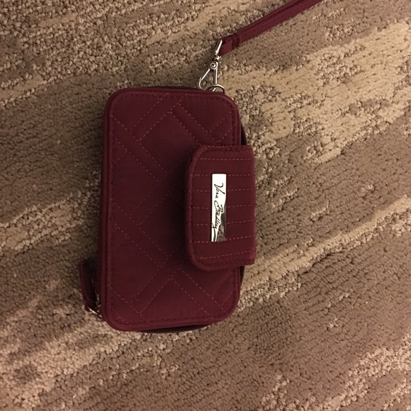 VERA BRADLEY burgundy wine wristlet