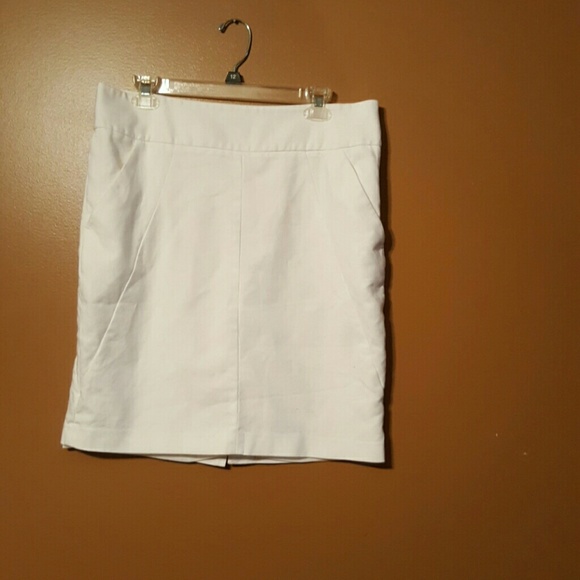 The Limited White pencil skirt