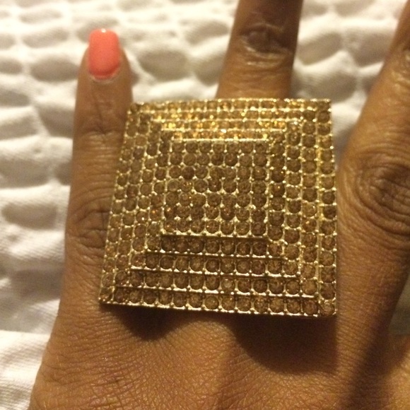 Beautiful Stretch Square Rhinestone Ring - image 4