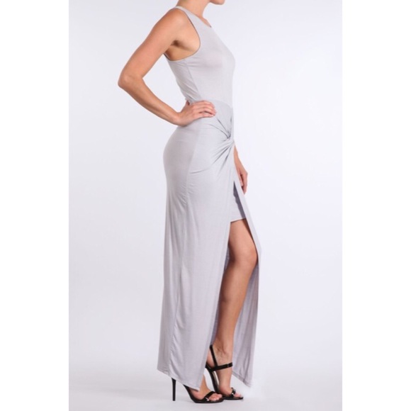 LAST ONE!! Maxi Dress - Picture 3 of 4