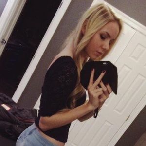 Hollister Lace Scoop Neck Crop Top