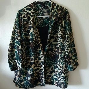 George 2X button up top with attached tank