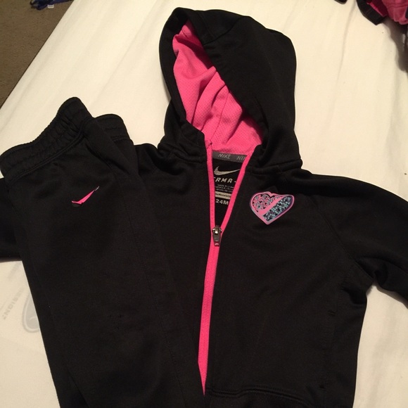 2 t Nike set