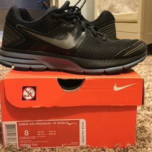 Nike Air Pegasus+ 29 Shield