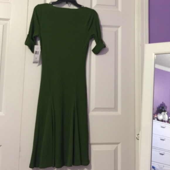 Dress - Picture 4 of 4