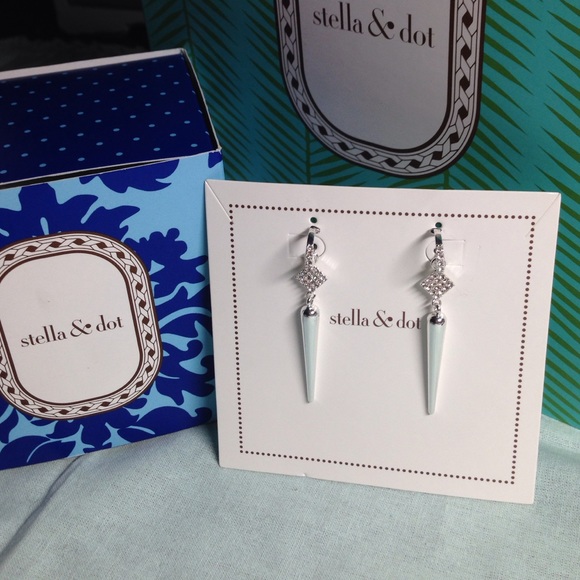 Stella & Dot Bianca earrings in silver