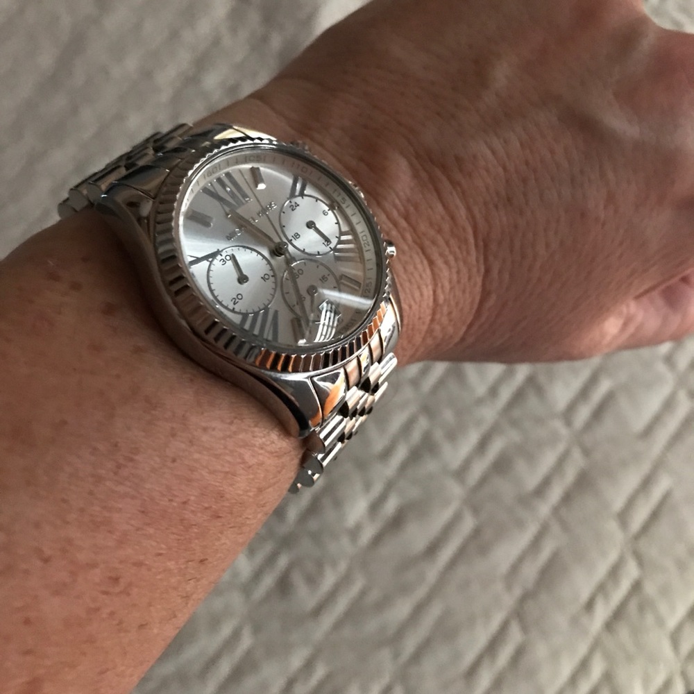 Michael Kors Lexington Silver Chronograph Watch - Picture 4 of 4