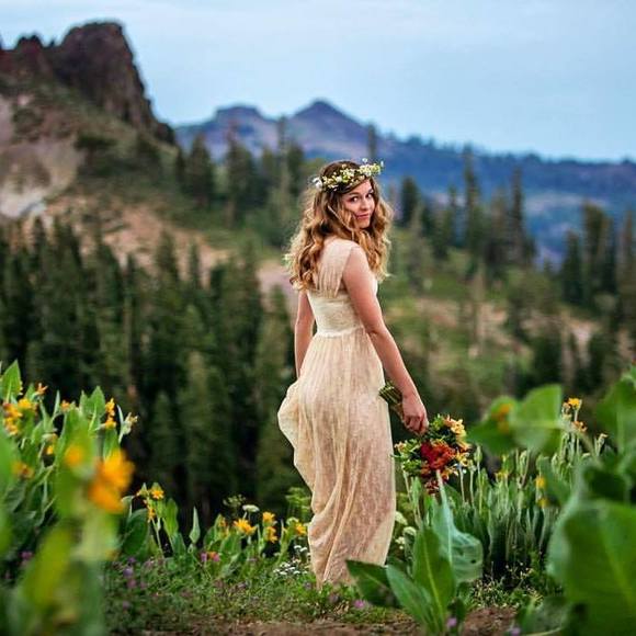 Meet your Posher, Jessica - Picture 1 of 1