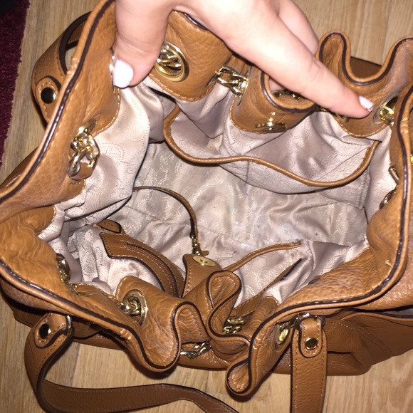 ✨Authentic MK Brown Slouchy Leather Bag - Picture 4 of 4