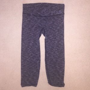 Victoria's Secret Pink cropped leggings