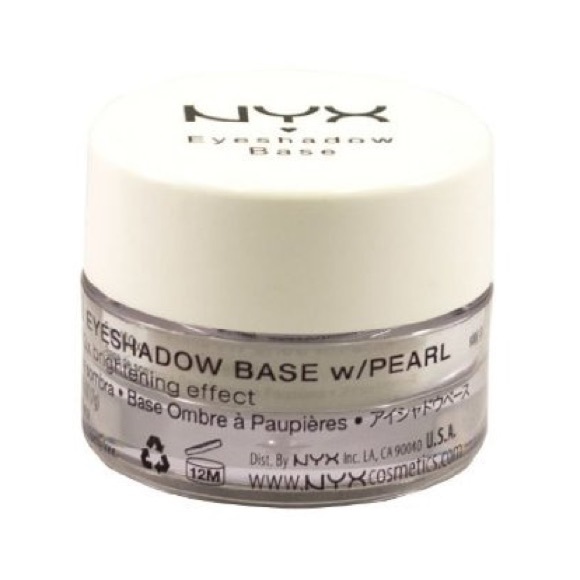 NYX eye shadow base