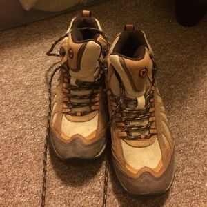 Merrell hiking boots 6