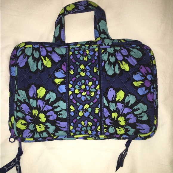 Vera bradley cosmectic travel case - Picture 1 of 2