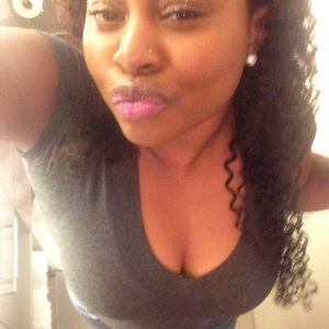 Meet your Posher, Brittney