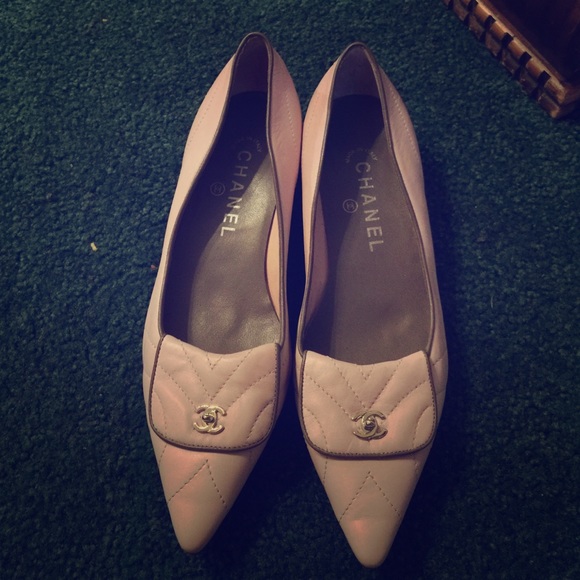 Chanel flats good condition