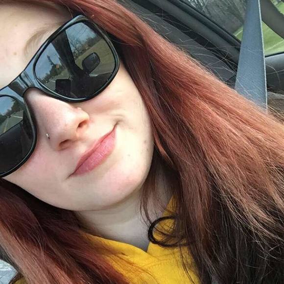 Meet your Posher, Alyssa