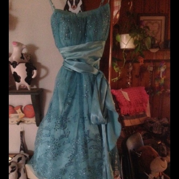Blue dress