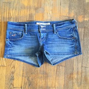 Hollister women's jean shorts. Stretchy.