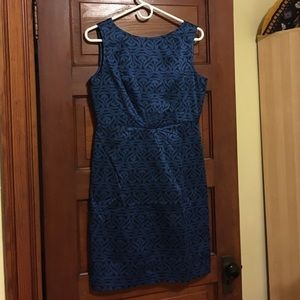 Banana republic black & blue patterned sheath  8P