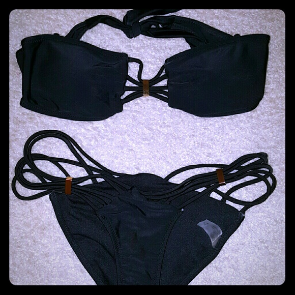 Black stringy bikini nwot medium
