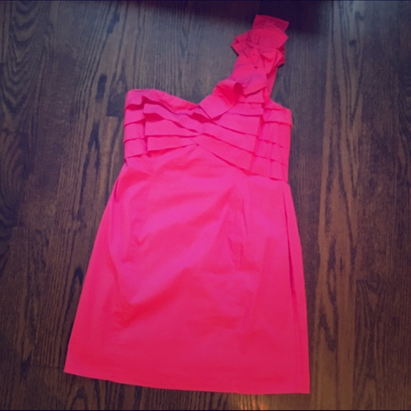 One shoulder ruffled dress